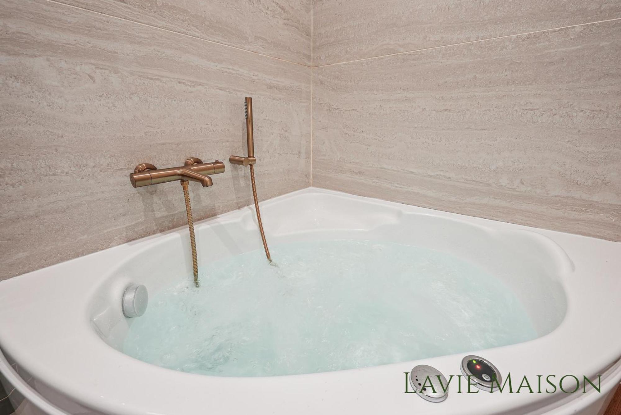 Lavie Maison Central & Hot Tub Bordeaux Exterior photo